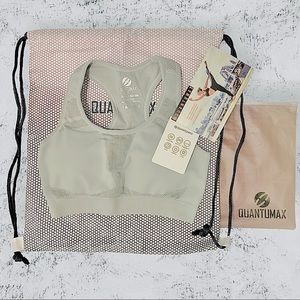 Quantumax Sports Bra - Seamless Supportive Racerback - Size Small